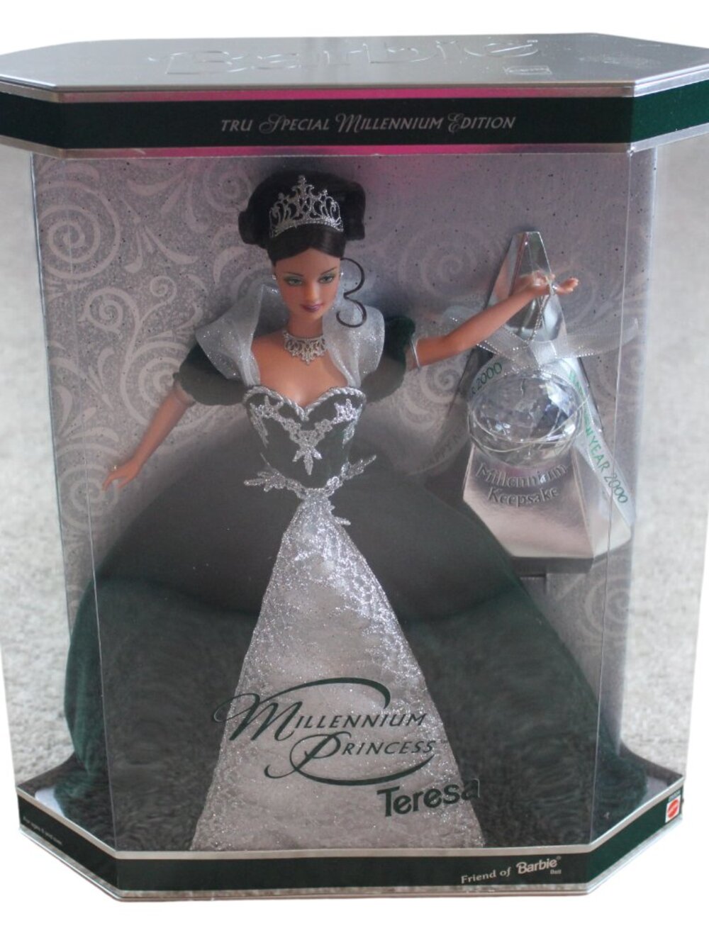 Barbie Millennium Princess Teresa Doll #25504 Vintage 1999 2000 Toy Green NEW